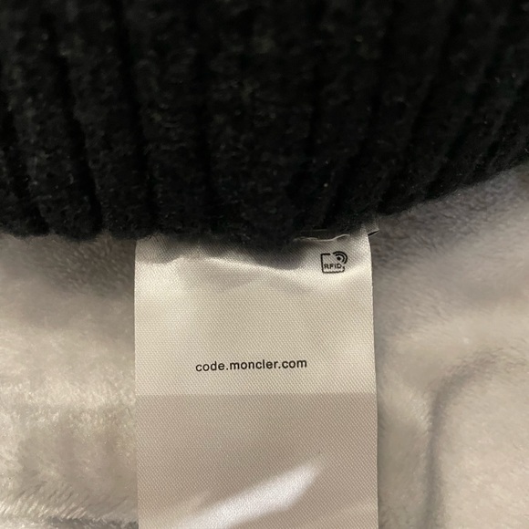 Moncler beanie - Picture 3 of 4